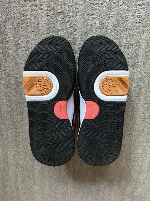 Баскетболни маратонки Nike Team Hustle D 11, номер 40