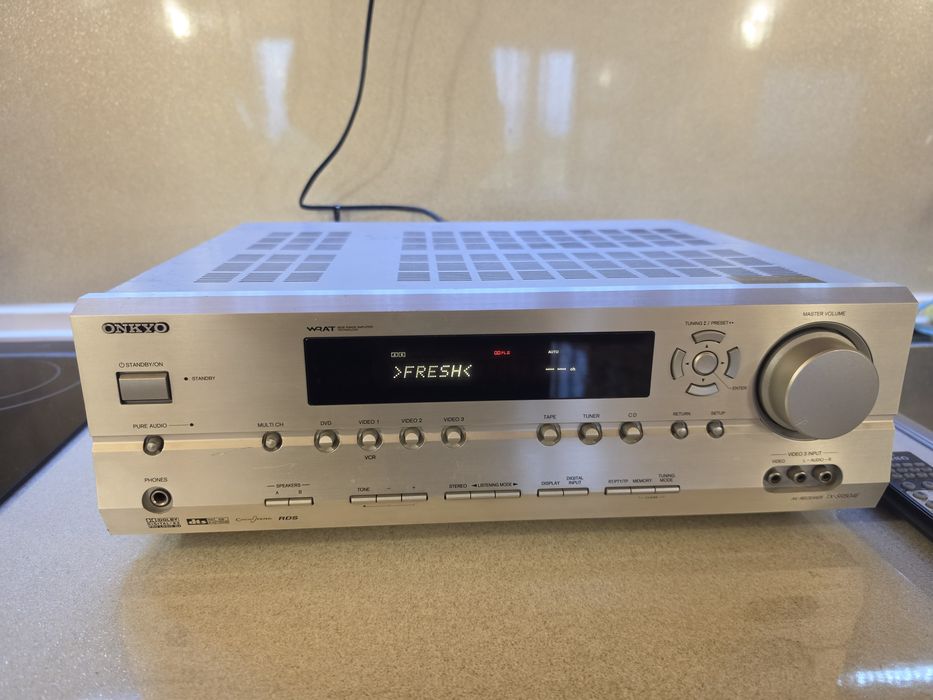 Ресийвър tx sr504 Onkyo