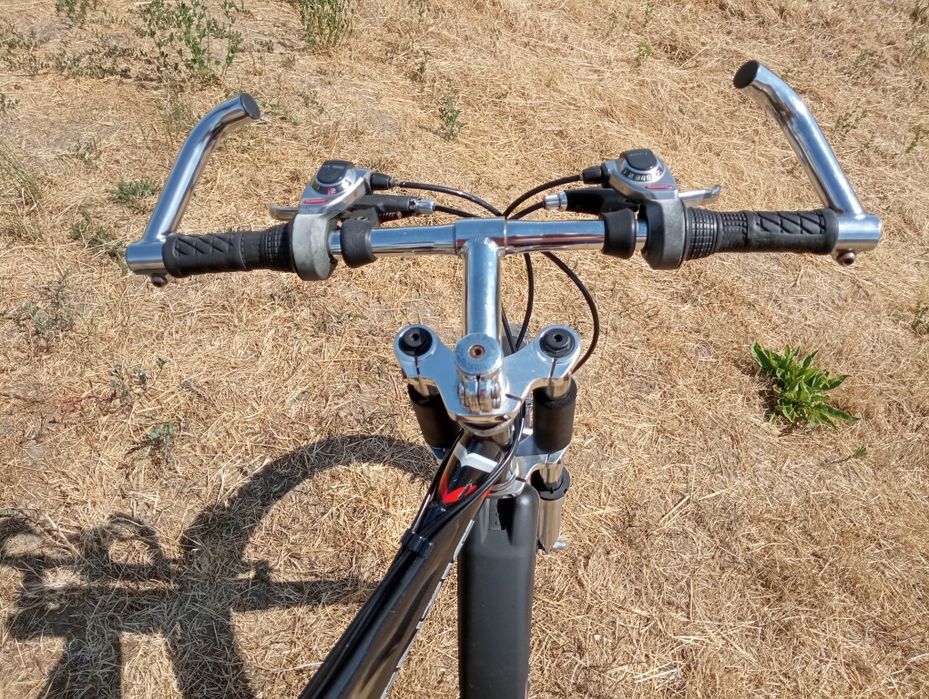 Bicicletă cu suspensie din Germania.