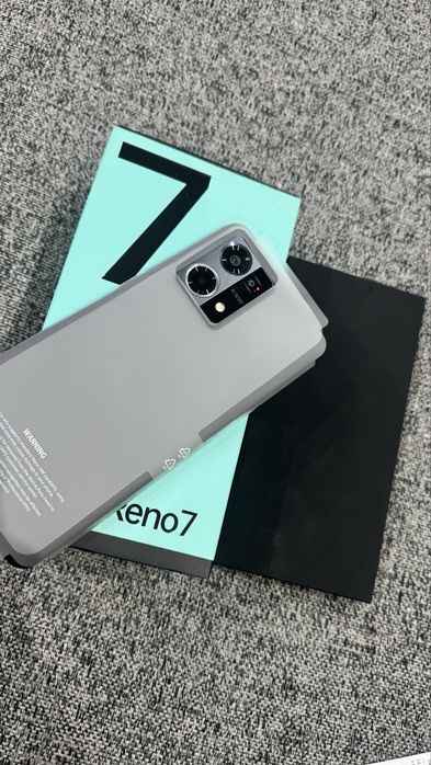 Продам Смартфон OPPO Reno 7!