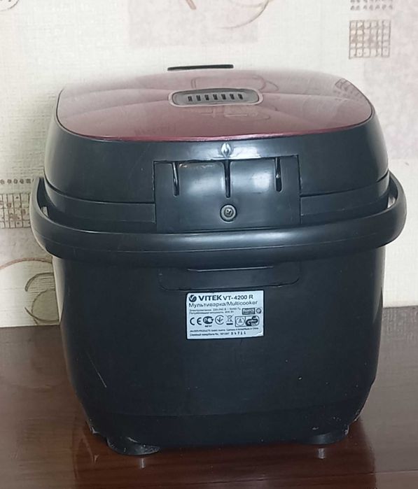 Мультиварка VITEK VT-4200 R, 800Вт, 3л