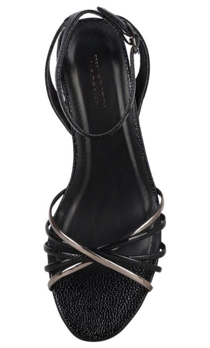 Продам босоножки