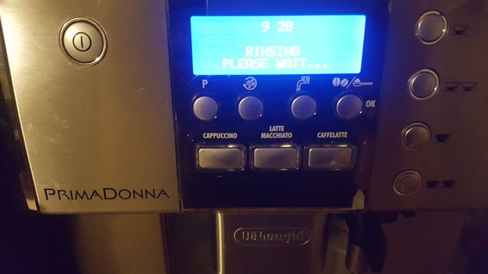 Automat cafea expresor Delonghi PrimaDonna