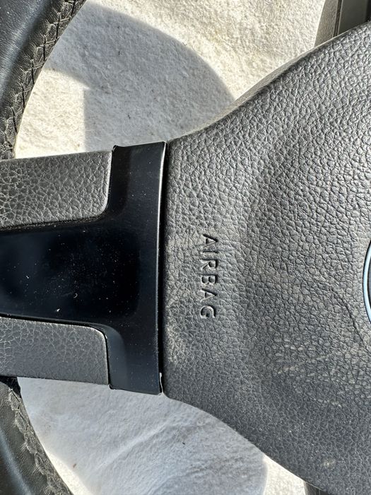 Volan Volkswagen golf 5,6.