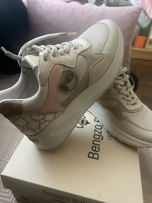 Фирменый италия  кроосовки 36 р