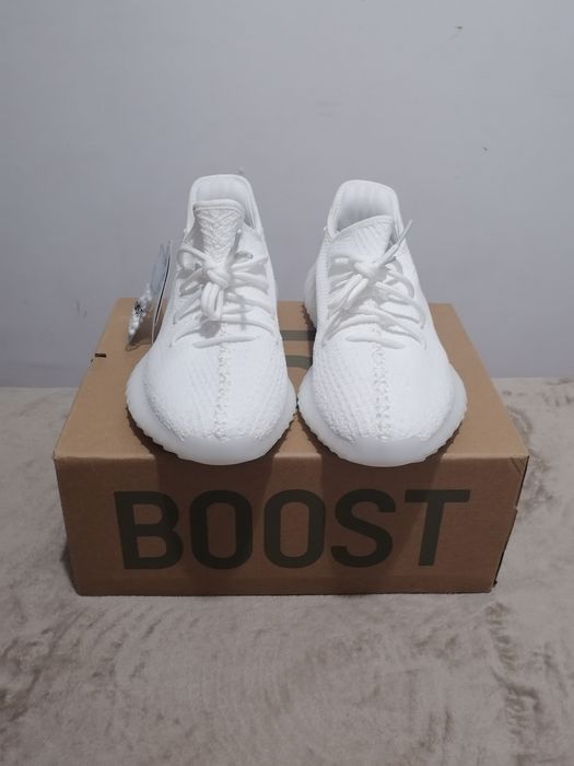 Yeezy boost bone