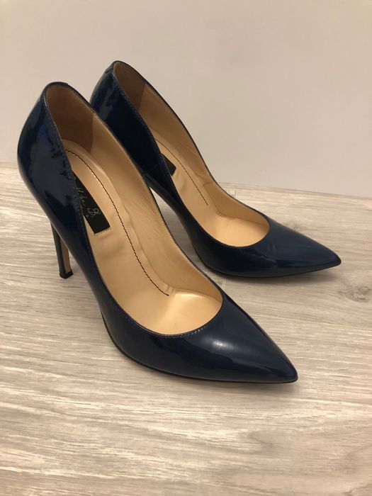 Pantofi dama MUSETTE, piele, marimea 38, bleumarin, stare excelenta