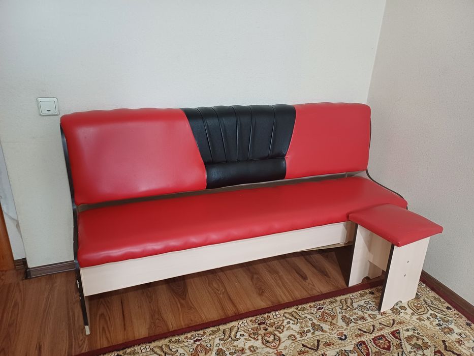 Стол ,орындық сатылады