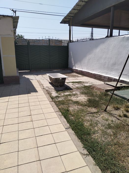 Продам чугунную ванну б/у