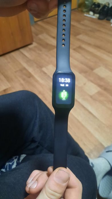 Продам смарт часы срочно