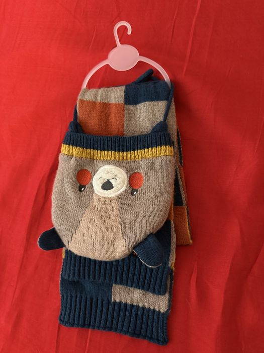 Caciulita si fular CHICCO