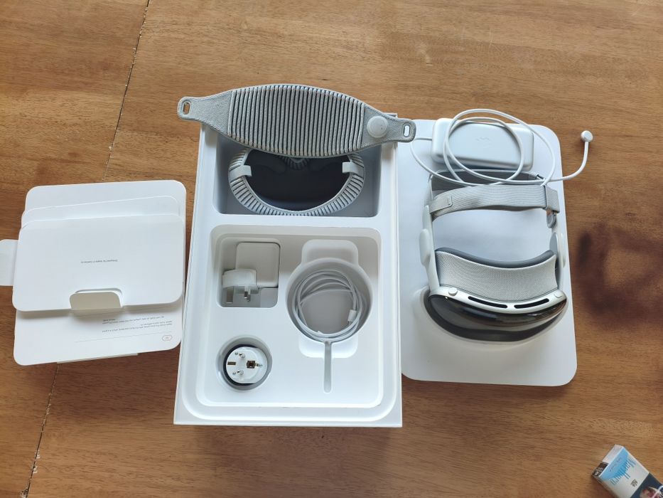 apple vision pro очки дополненной реальности