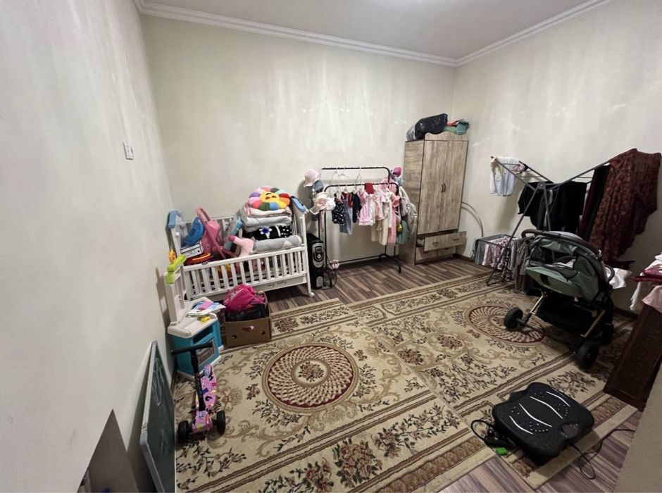 Hovli sotiladi Qibray tumani Obod mahalla