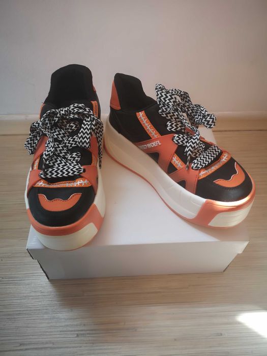 Дамски обувки различни модели