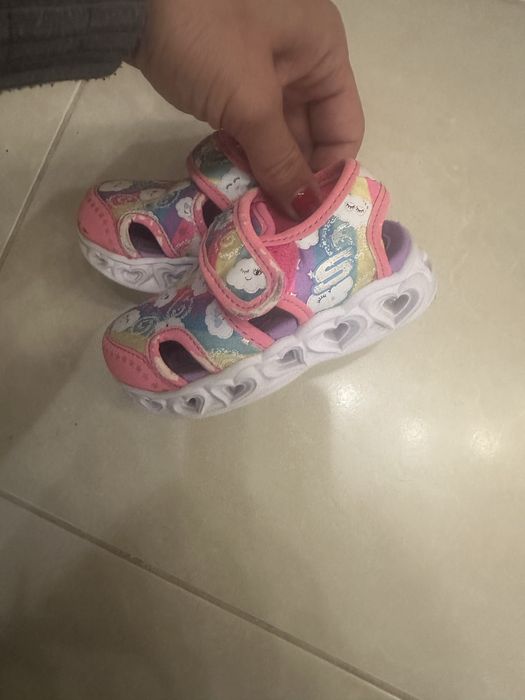 Детски обувки Skechers 22 номер