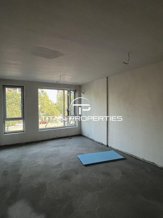 Двустаен апартамент за продажба в жк. Тракия