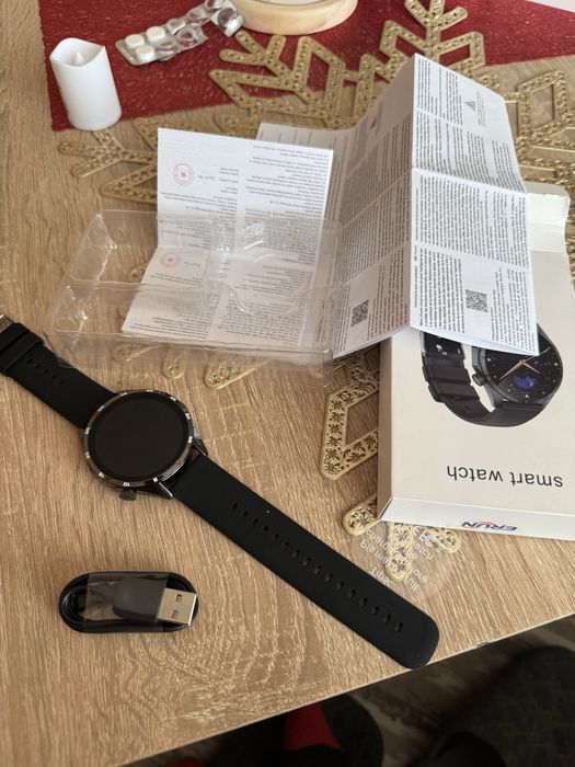 часовник смарт нов