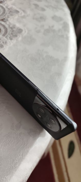 OnePlus 11  Global  20/512  Fotoflagman video Iphone daka oladi