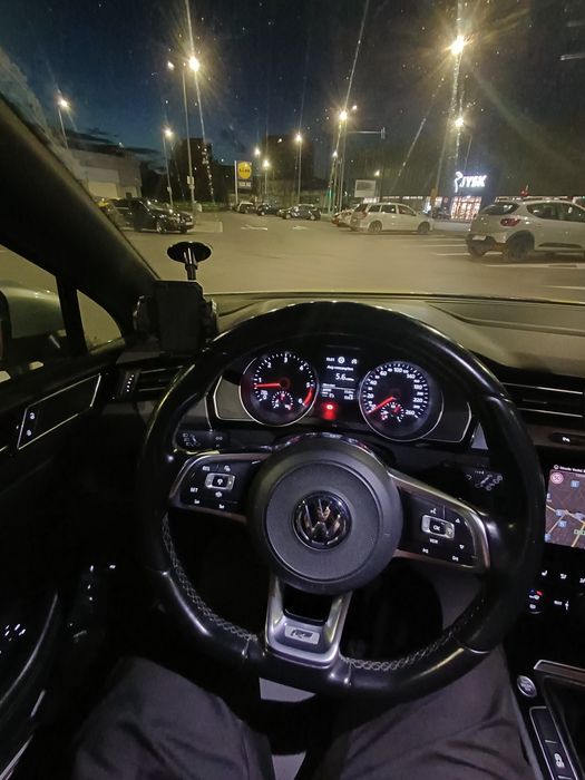 Volkswagen Passat B8  R line
