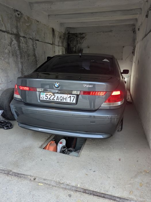 BMW 735i E65 дорестайлинг