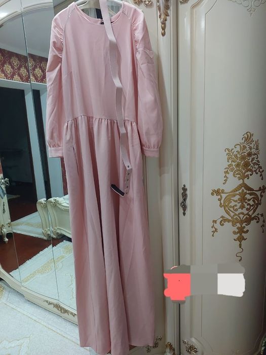 Продам платья вечерние повседневные