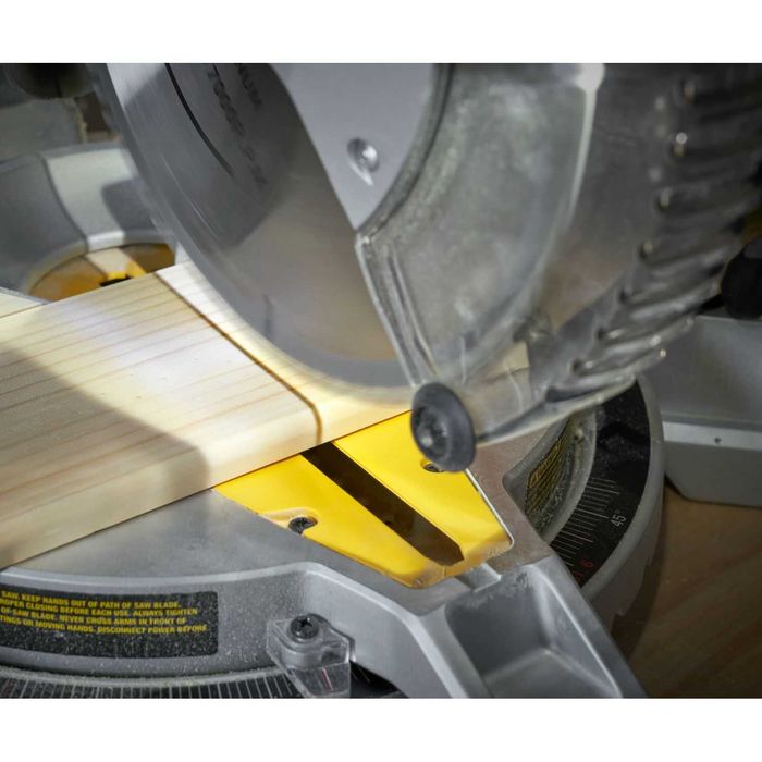 Настолен потапящ циркуляр с герунг Stanley SM1650, 254 mm, 1650 W