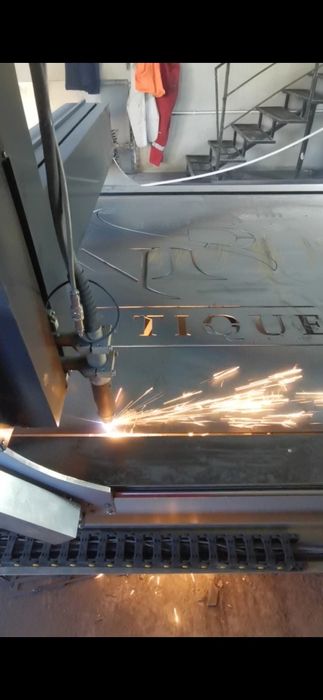 CNC PLASMĂ 1500x3000  complet + compresor 300l + THC