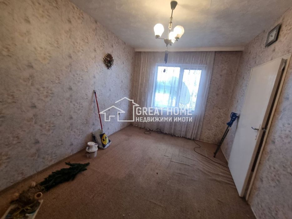 Продава се Тристаен апартамент в Търговище, Запад 1 - 55 кв.м за 1345 €/кв.м - Снимка #2