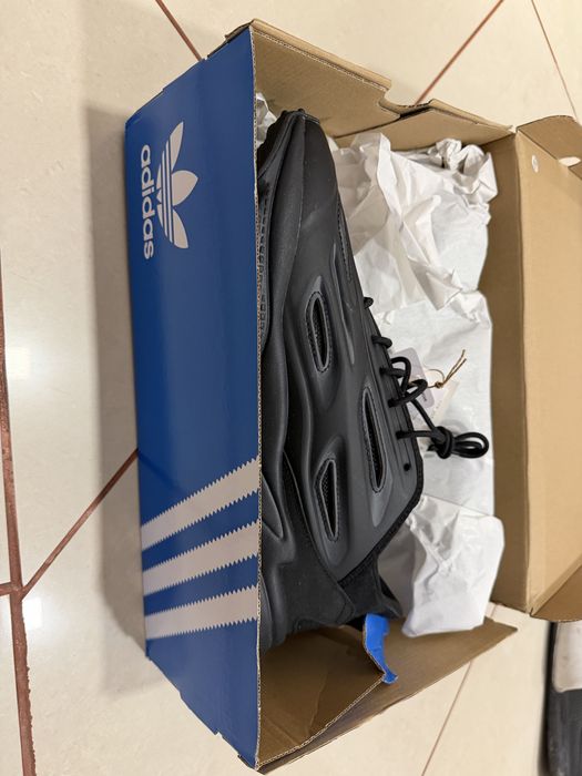Adidas ozweego celox