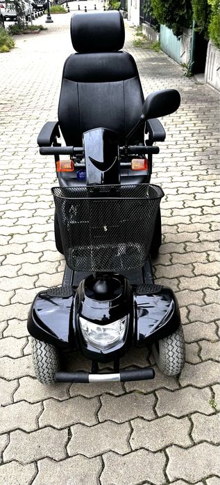 Инвалиден скутер CERES 4 с чисто нови батерии - ПЕРФЕКТЕН.