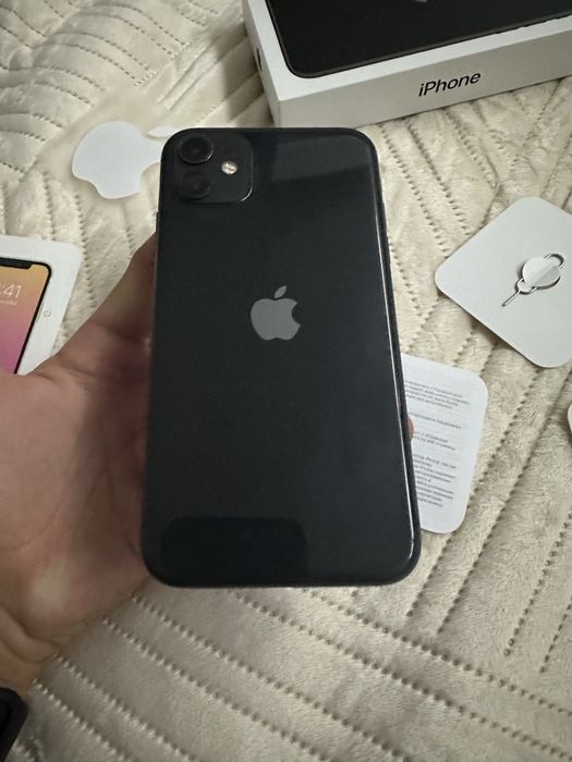 Продам Apple iphone 11