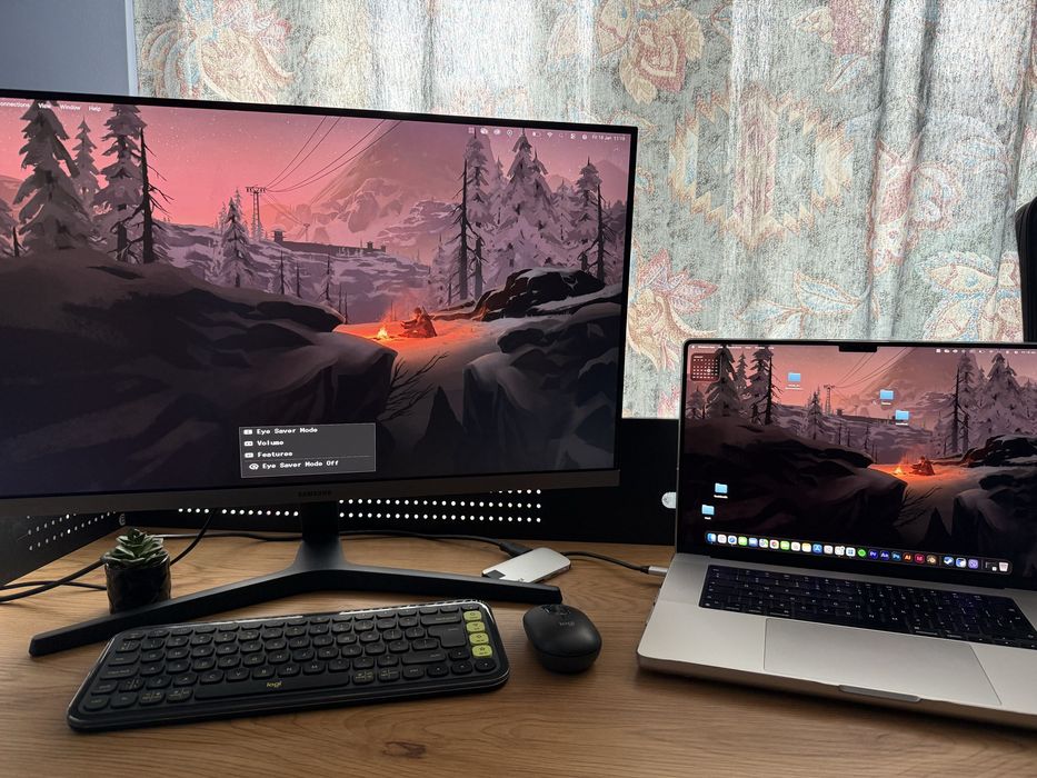 Монитор Samsung 28 инча, 4К