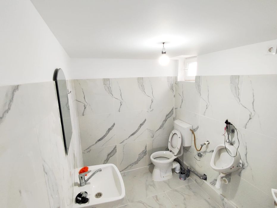 Hală închirierz 700m2 . 300m2, hală 400m2 curte