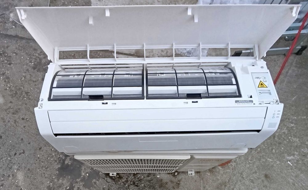 Климатик Fujitsu