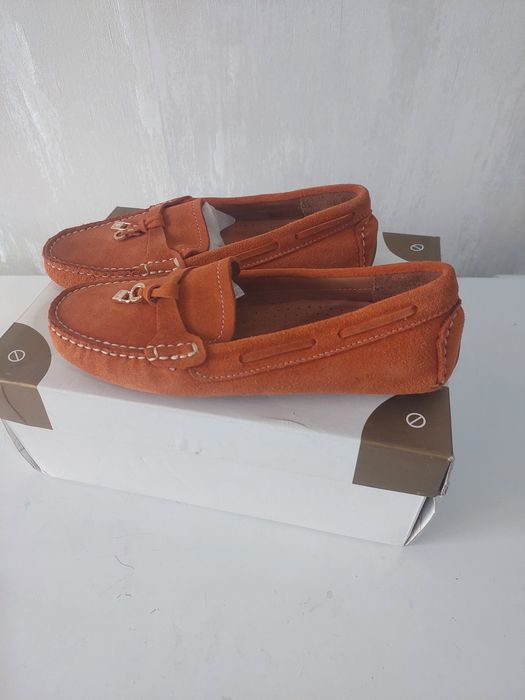 Билетке женская.