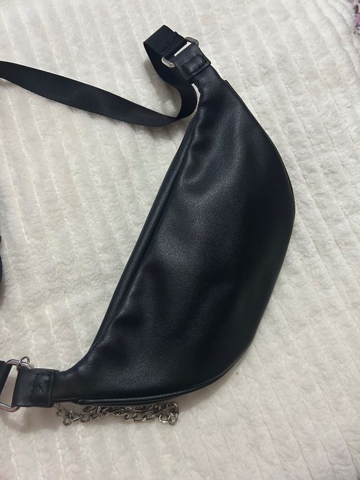 Чанта за кръста (през рамо, crossbody)