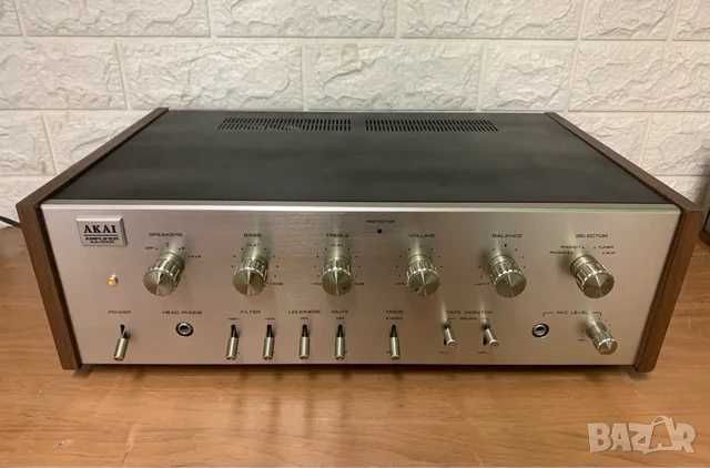 Усилвател Akai AA-5500