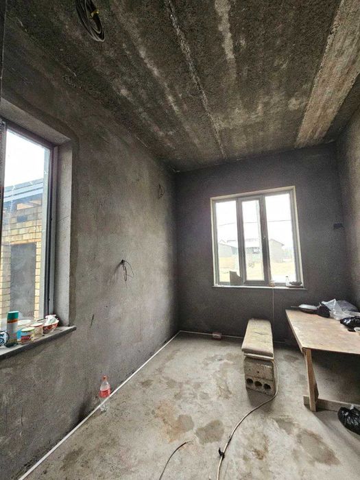 Сергели.Хонтепа. 11 Бекат. 1.5 сотихда 5 хонали   уй (korobka) сотаман