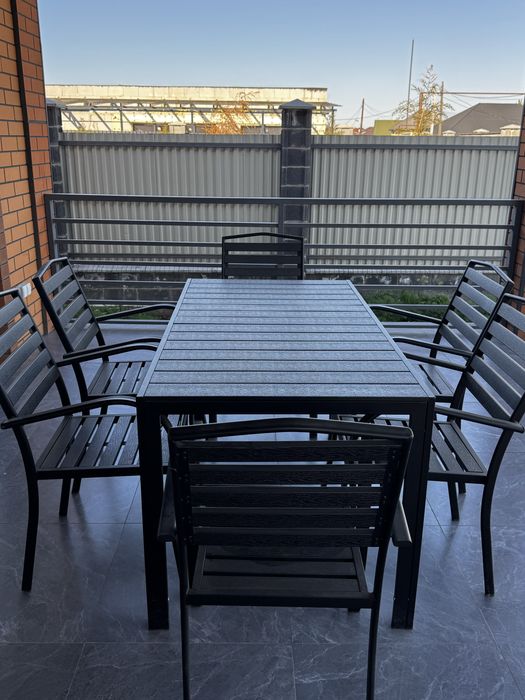 стол и 6 стульев