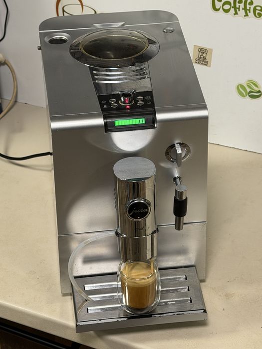 Кафемашина кафе автомат JURA ENA 9 с гаранция