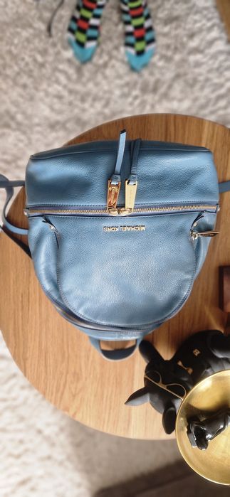 Rucsac Michael Kors din piele naturala.