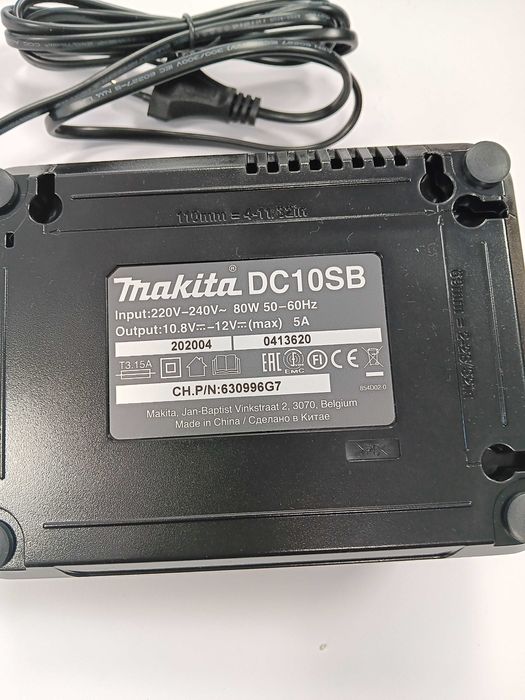зарядно устройство за акумулаторни батерии  Makita DC10SB, LED дисплей