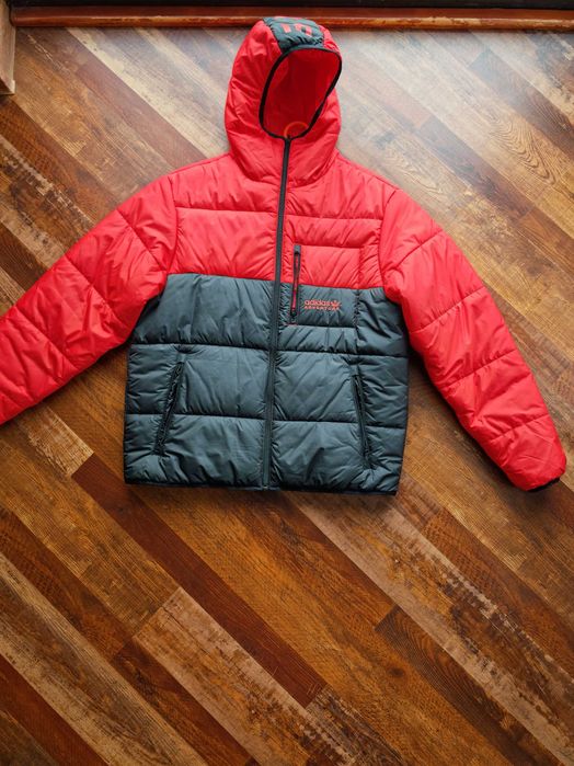 geaca Adidas Adventure cu doua fete