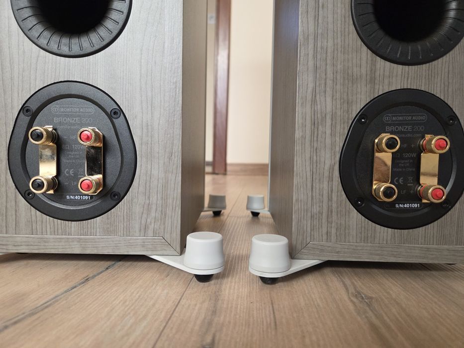 Тонколони Monitor Audio Bronze 200