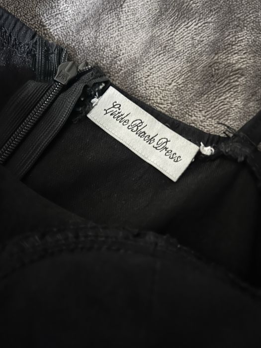 Черна рокля – Little Black Dress