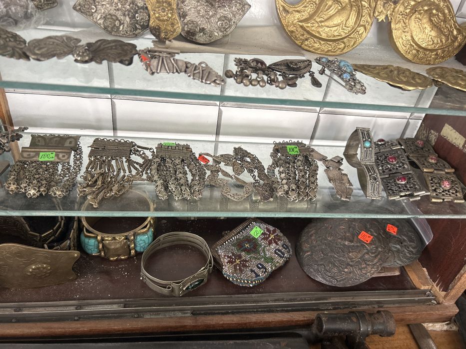 Стари Сребърни Гривни