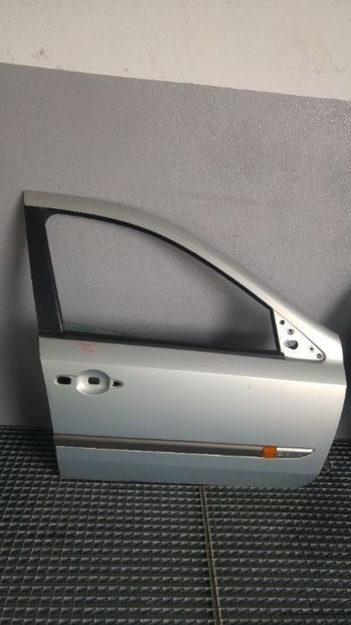 usa portiera dreapta fata renault laguna 2