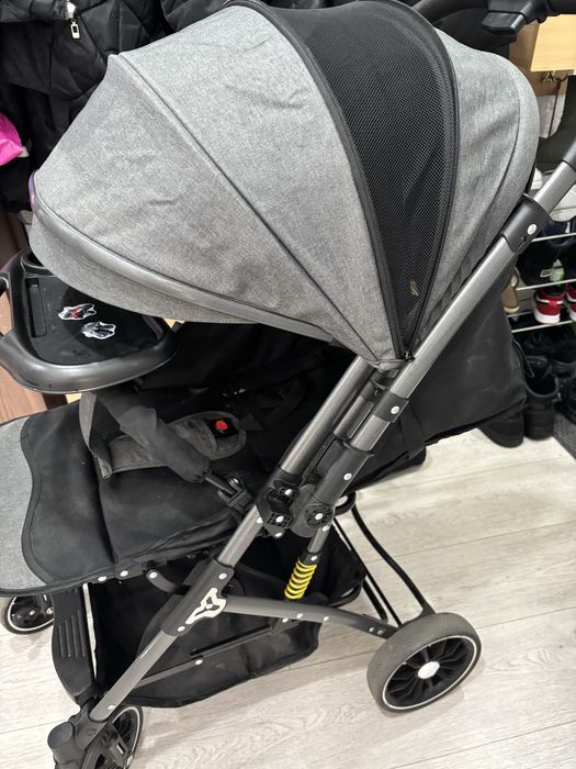 Коляска прогулочная