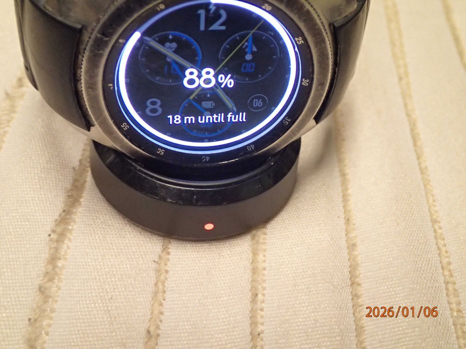 Samsung Galaxy  (SM-R805F)46mm; cu dock incarcare