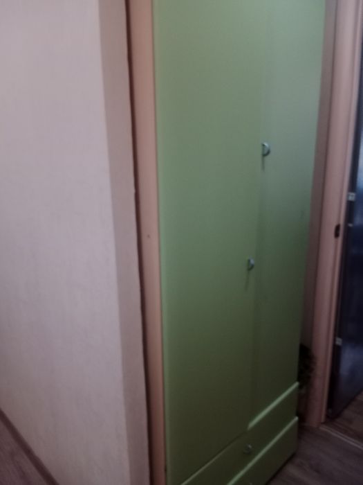 Продам шкаф недорого